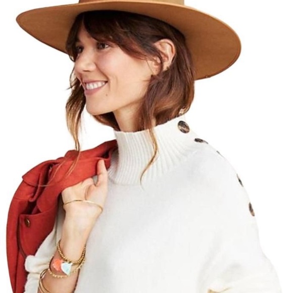 Anthropologie white sweater - Picture 2 of 11